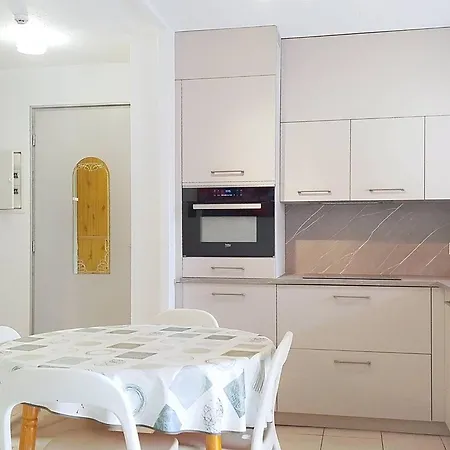 Appartement T2 Climatisé à La Favière Avec Parking, Loggia Et Proche Plages - Fr-1-610-99 Bormes-les-Mimosas
